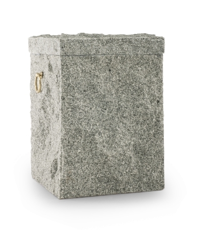Graniturne behauen
